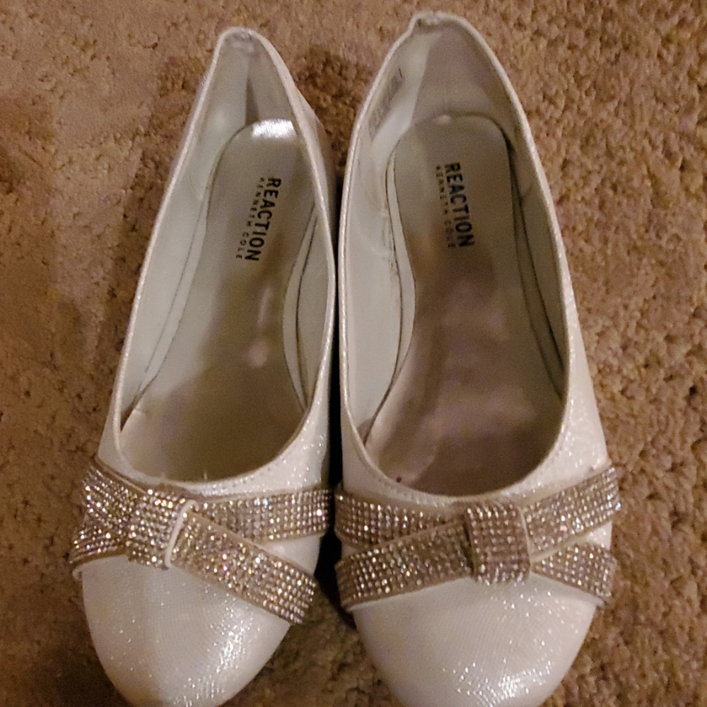 Girls can it cold gently use reaction dress shoes